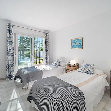 Con Piscina Privada Y Jardin Holiday home Marbella
