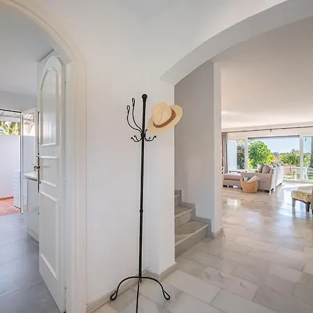 Con Piscina Privada Y Jardin * Marbella