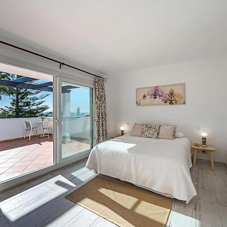 Con Piscina Privada Y Jardin Marbella